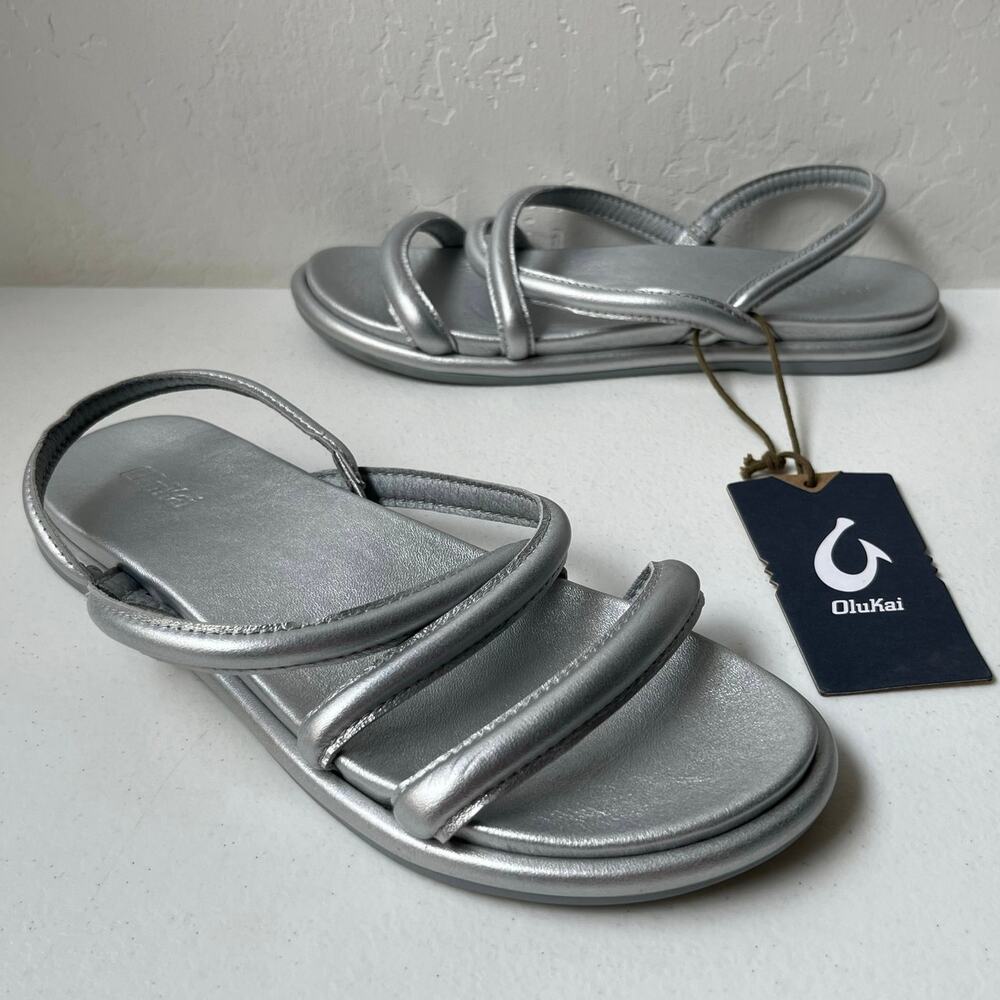 Olukai Tiare Leather Strappy Sandals Women's Size 9 Silver Comfy Minimalist NEW